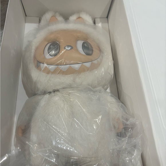 Huge NEW Angel In The Clouds Labubu 100 percent authentic with bag and box! - Picture 1 of 7